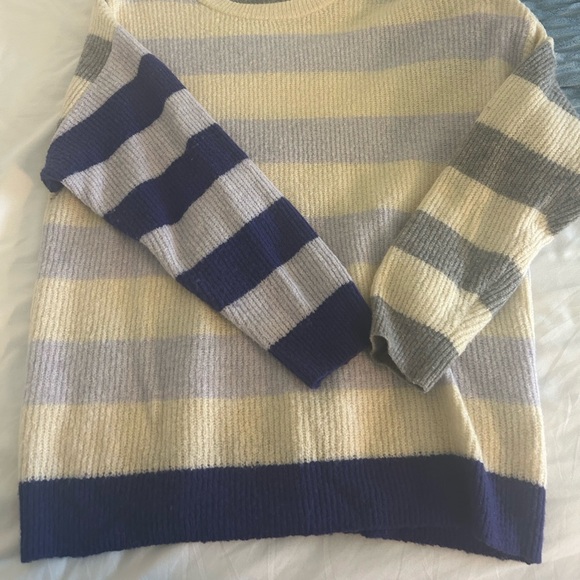Parfois Collection Stripped Sweater - Picture 4 of 4